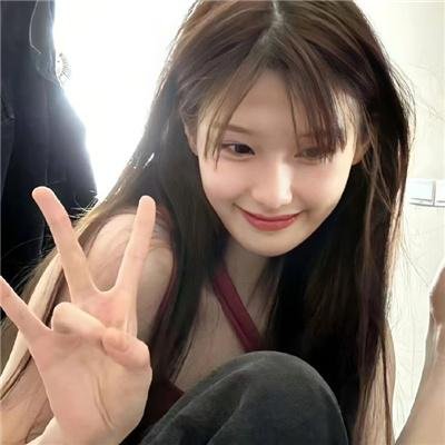 裹头巾的女人
